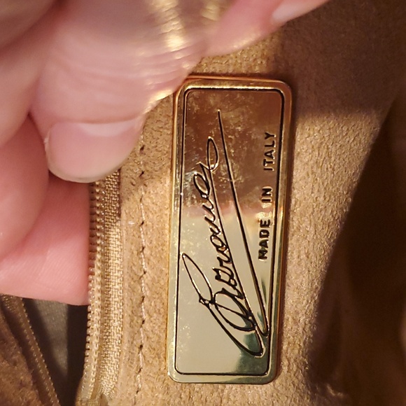 Tiziana Collections Italian turquoise patent leather handbag - Picture 12 of 14